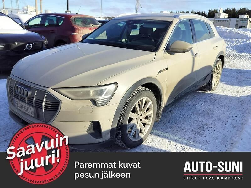 Käytetty Audi e-tron 300 kW (408 HP) 2019 Katumaasturi