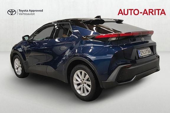 Käytetty Toyota C-HR Anniversary 140 HP (102 kW) 2024 Vihreä Katumaasturi