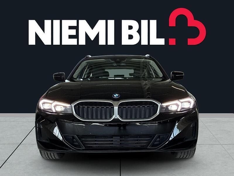 Käytetty BMW 330e 292 HP (214 kW) 2023 Farmari