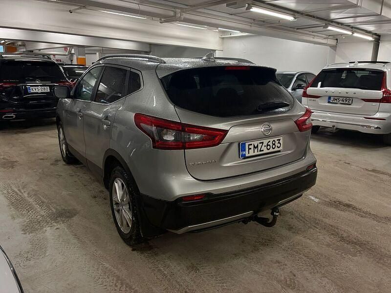 Käytetty Nissan Qashqai 360º 116 HP (85 kW) 2018 Katumaasturi