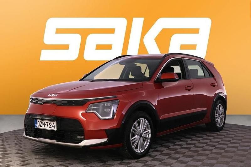 Käytetty Kia e-Niro Premium 150 kW (204 HP) 2023 Katumaasturi