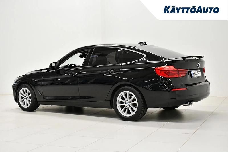 Käytetty BMW 320 Gran Turismo Exclusive 190 HP (139 kW) 2017 Musta Sedan