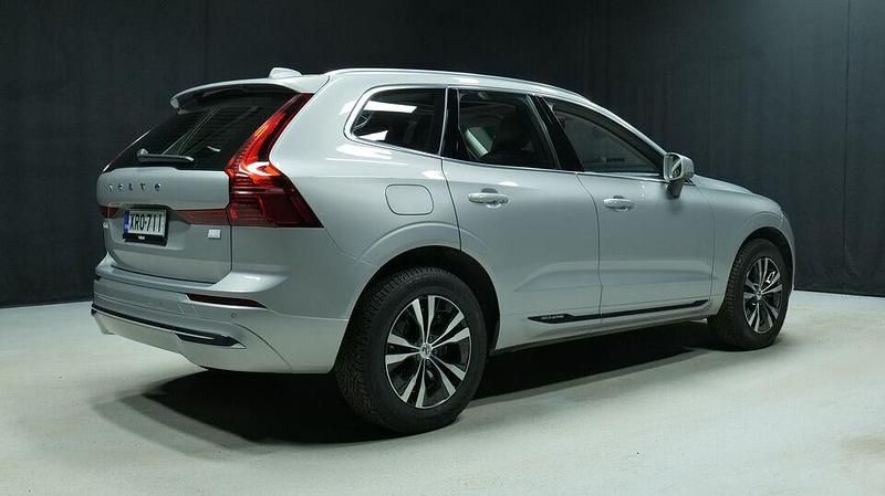 Käytetty Volvo XC60 Performance 456 HP (335 kW) 2023 Harmaa Katumaasturi