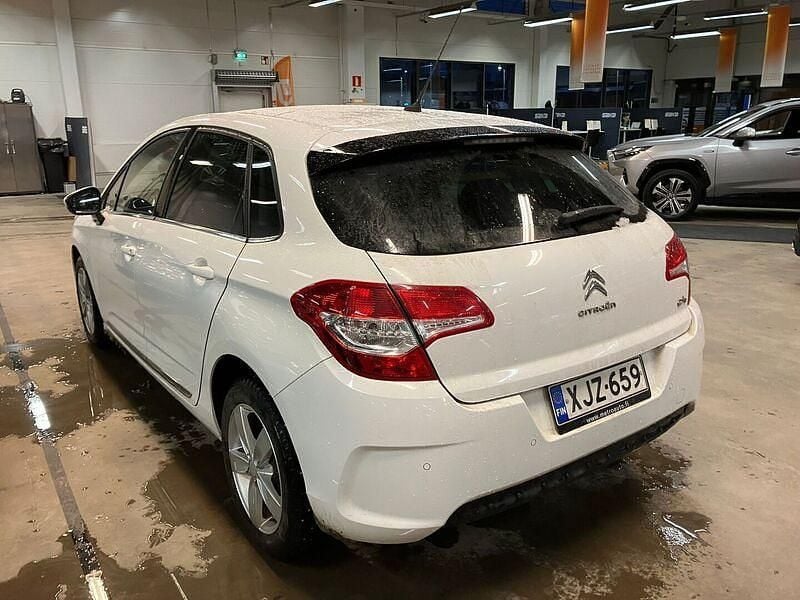 Käytetty Citroën C4 Business Class 120 HP (88 kW) 2012 Viistoperä