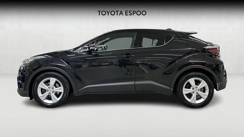 Käytetty Toyota C-HR Edition 122 HP (89 kW) 2019 Musta Katumaasturi