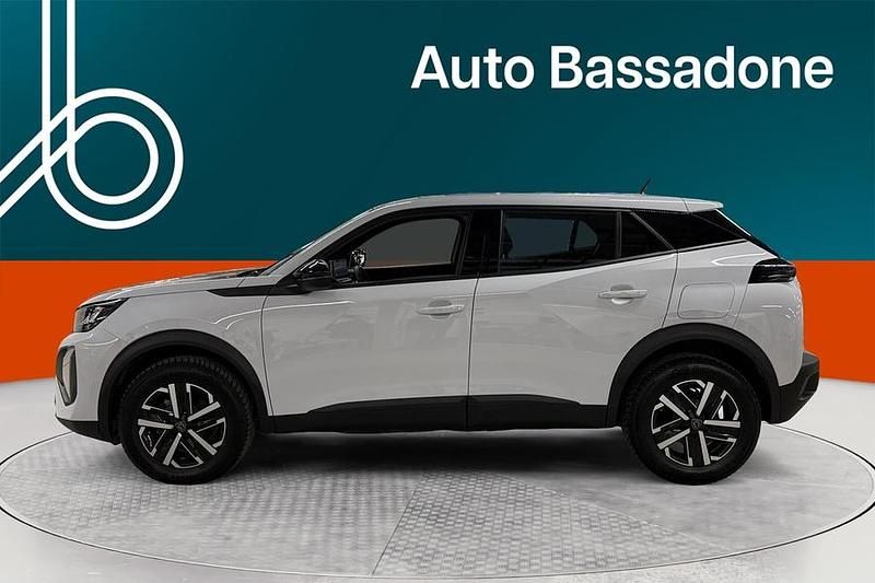 Käytetty Peugeot 2008 Active 131 HP (96 kW) 2024 Katumaasturi