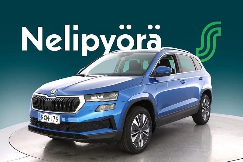 Sininen Uusi 2025 Skoda Karoq Style Katumaasturi | 45 369 € - Kuva 1/3