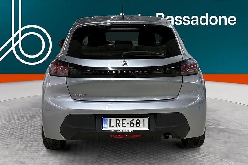Käytetty Peugeot 208 Active 101 HP (74 kW) 2022 Viistoperä