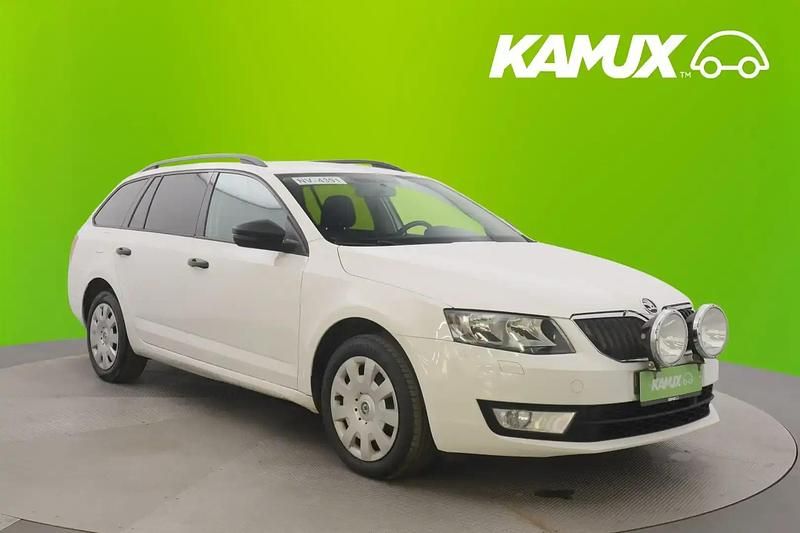 Valkoinen Käytetty 2017 Skoda Octavia Van | 10 990 € (Perustarjous) - Kuva 1/4