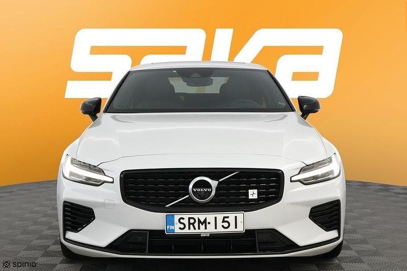 Käytetty Volvo S60 Business Edition 411 HP (302 kW) 2020 Sedan