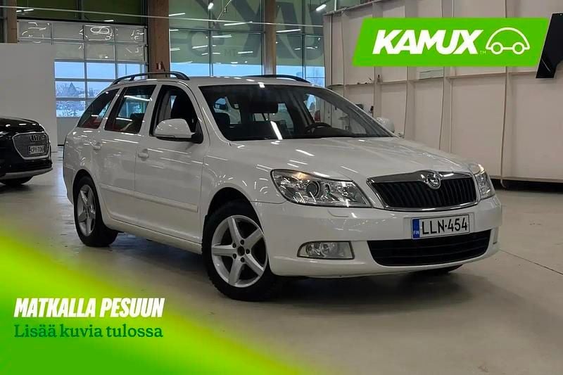 Valkoinen Käytetty 2013 Skoda Octavia Experience Farmari | 5 900 € (Hyvä tarjous) - Kuva 1/4
