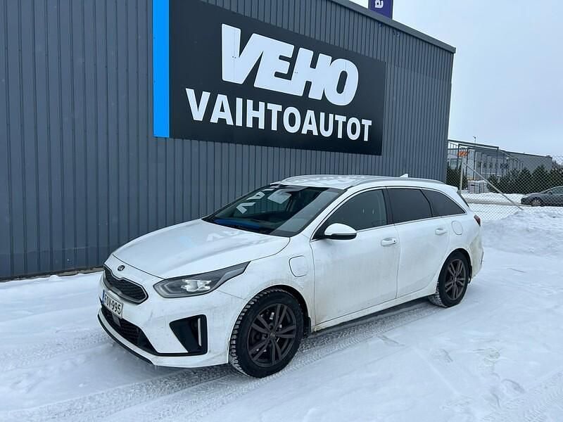 Käytetty Kia Ceed Sportswagon EX 140 HP (102 kW) 2020 Valkoinen Farmari