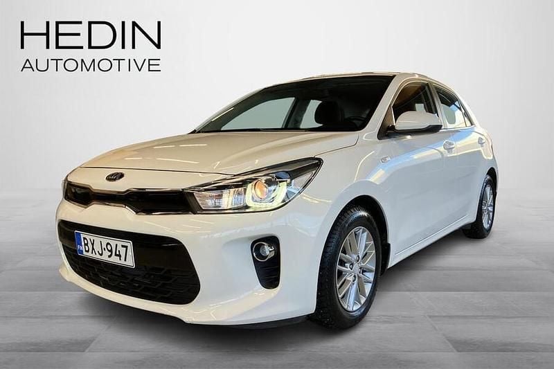 Käytetty Kia Rio EX 99 HP (72 kW) 2020 Valkoinen Viistoperä