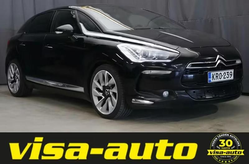 Käytetty Citroën DS5 So Chic 200 HP (147 kW) 2012 Musta Viistoperä