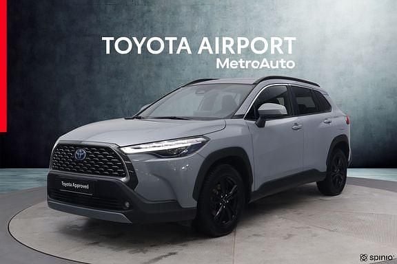 Käytetty Toyota Corolla Cross Edition 197 HP (144 kW) 2023 Harmaa Katumaasturi