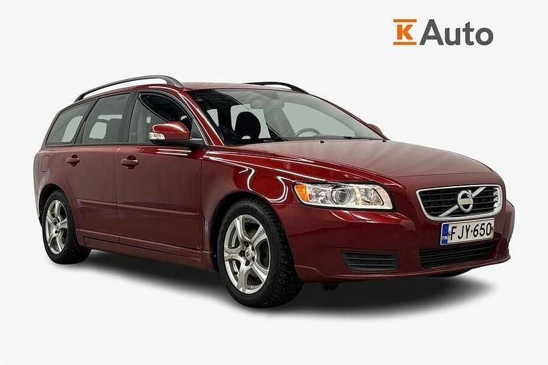 Käytetty Volvo V50 Kinetic 109 HP (80 kW) 2011 Punainen Farmari