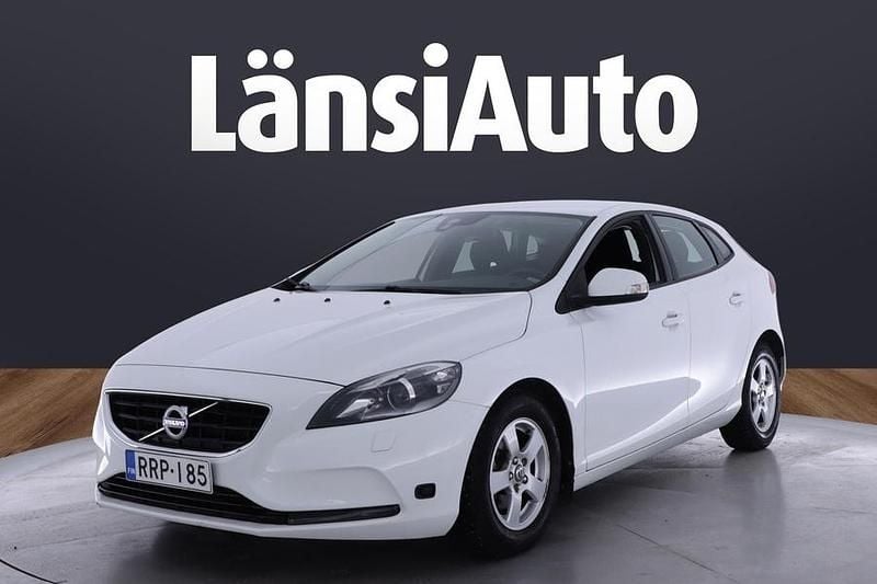 Käytetty Volvo V40 Business Edition 114 HP (83 kW) 2014 Viistoperä