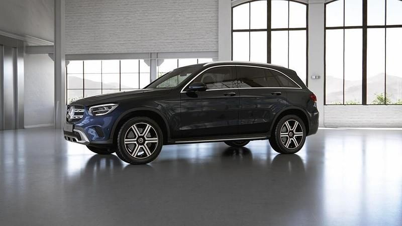 Käytetty Mercedes GLC300e Business 211 HP (155 kW) 2021 Katumaasturi