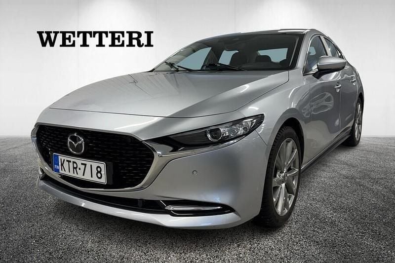 Käytetty Mazda 3 Vision 180 HP (132 kW) 2019 Hopea Sedan