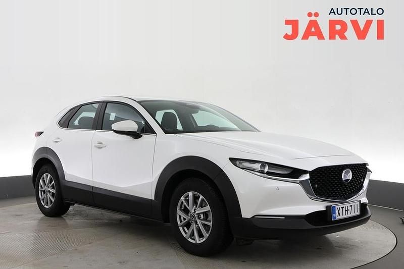 Käytetty Mazda CX-30 Center-Line 140 HP (102 kW) 2025 Valkoinen Katumaasturi