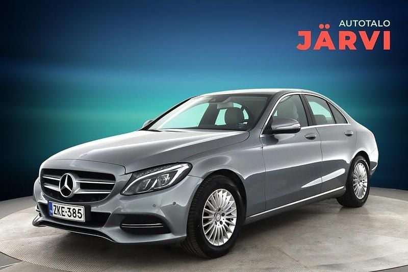 Käytetty Mercedes A180 Edition 156 HP (114 kW) 2014 Harmaa Sedan