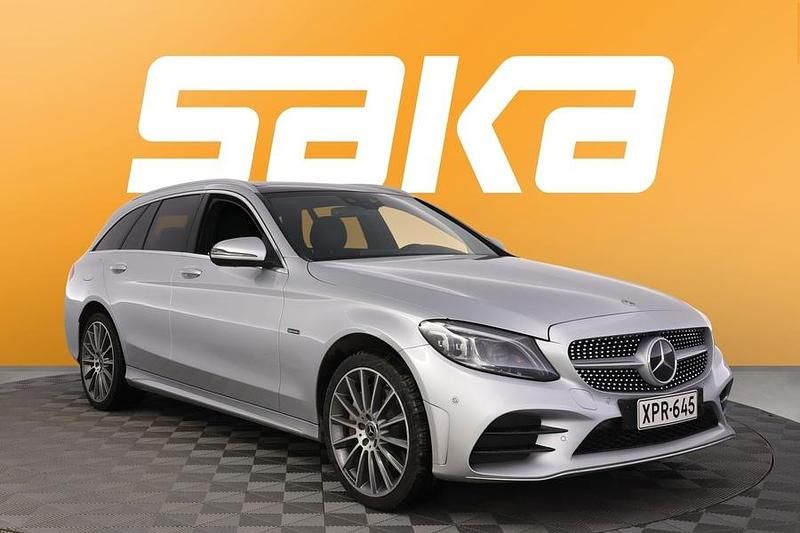 Käytetty Mercedes C300e Business 306 HP (225 kW) 2020 Farmari