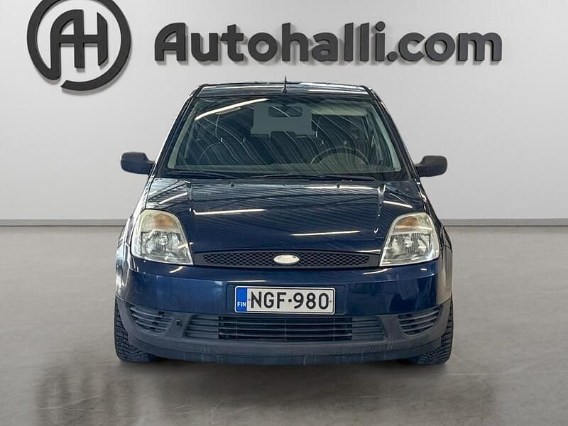 Käytetty Ford Fiesta 80 HP (58 kW) 2005 Viistoperä