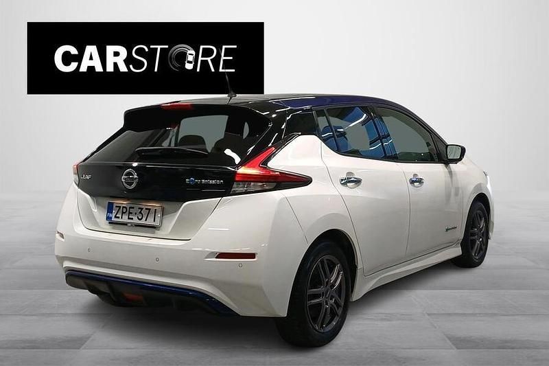Käytetty Nissan Leaf 360º 110 kW (150 HP) 2021 Viistoperä