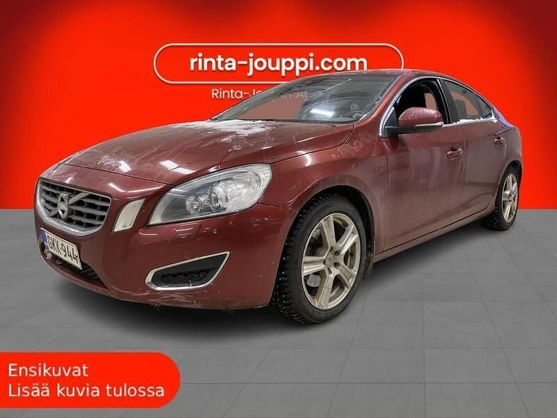Käytetty 2012 Volvo S60 Momentum Sedan | 8 900 € (Hyvä tarjous) - Kuva 1/3
