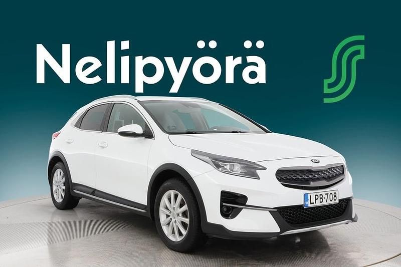 Käytetty Kia XCeed EX 140 HP (102 kW) 2020 Valkoinen Katumaasturi