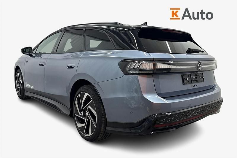 Uusi VW ID.7 GTX 246 kW (335 HP) 2026 Met. sininen Farmari