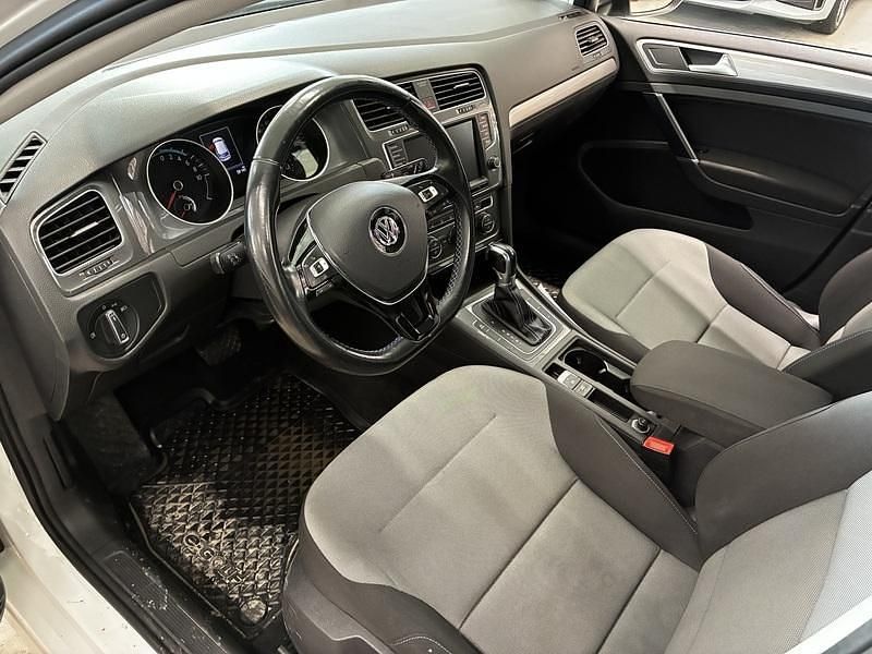 Käytetty VW e-Golf 85 kW (116 HP) 2017 Viistoperä