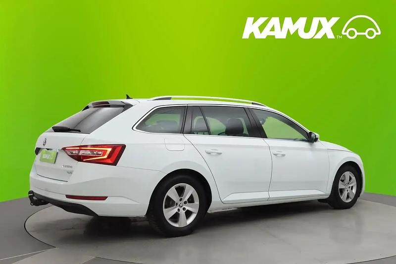 Käytetty Skoda Superb LAURIN & KLEMENT 190 HP (139 kW) 2018 Valkoinen Farmari