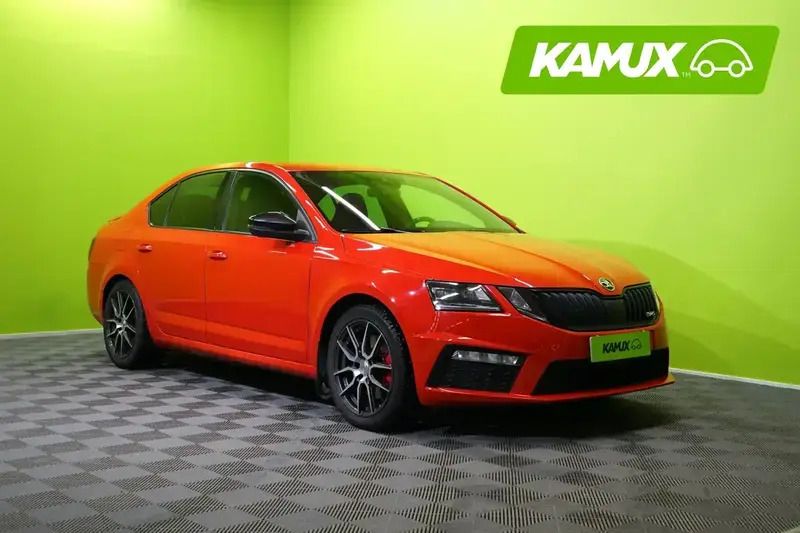 Punainen Käytetty 2019 Skoda Octavia RS Viistoperä | 15 470 € (Perustarjous) - Kuva 1/4