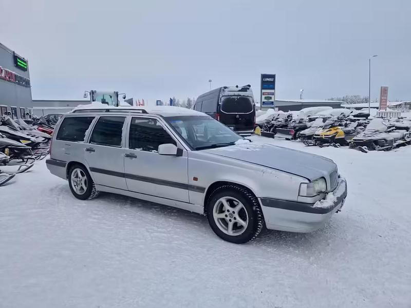 Käytetty Volvo 850 1996