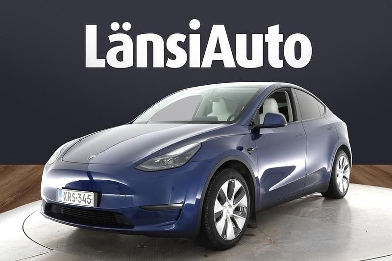 Käytetty Tesla Model Y 258 kW (351 HP) 2023 Katumaasturi
