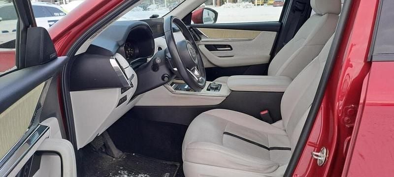 Käytetty Mazda CX-60 Comfort 328 HP (241 kW) 2023 Punainen Katumaasturi
