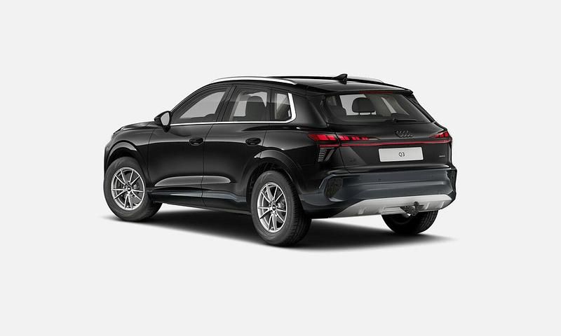 Uusi Audi Q3 201 HP (147 kW) 2026 Musta metalliväri Katumaasturi