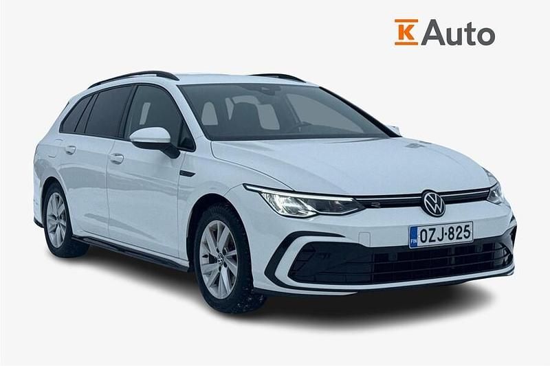 Käytetty VW Golf VIII Business 131 HP (96 kW) 2022 Valkoinen Farmari