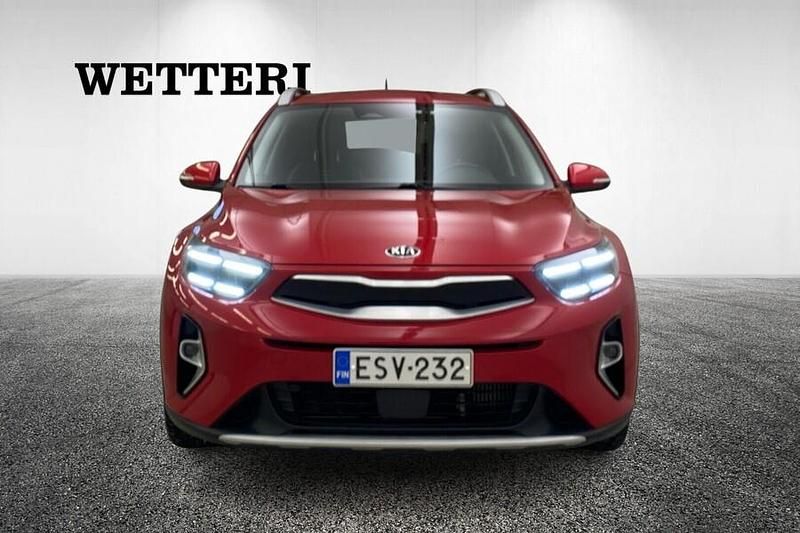 Käytetty Kia Stonic EX 101 HP (74 kW) 2021 Punainen Katumaasturi
