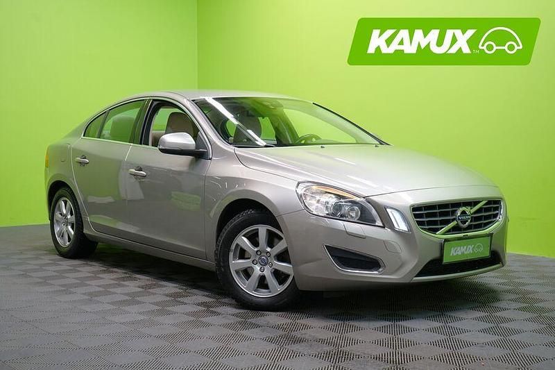 Käytetty 2012 Volvo S60 Momentum Sedan | 6 890 € (Hyvä tarjous) - Kuva 1/3