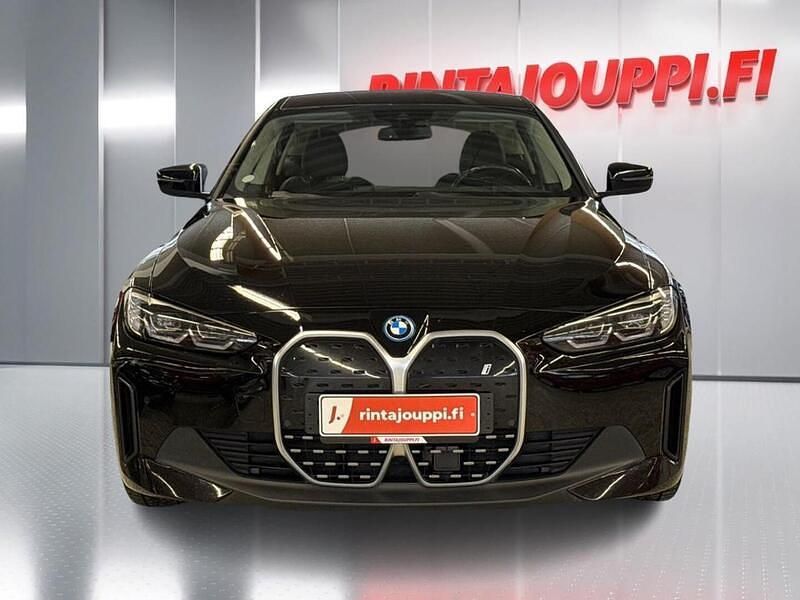 Käytetty BMW i4 Sport Line 250 kW (340 HP) 2022 Musta Sedan