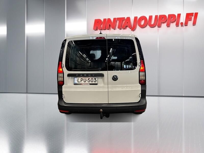 Käytetty VW Caddy Maxi 102 HP (75 kW) 2021 Tila-auto