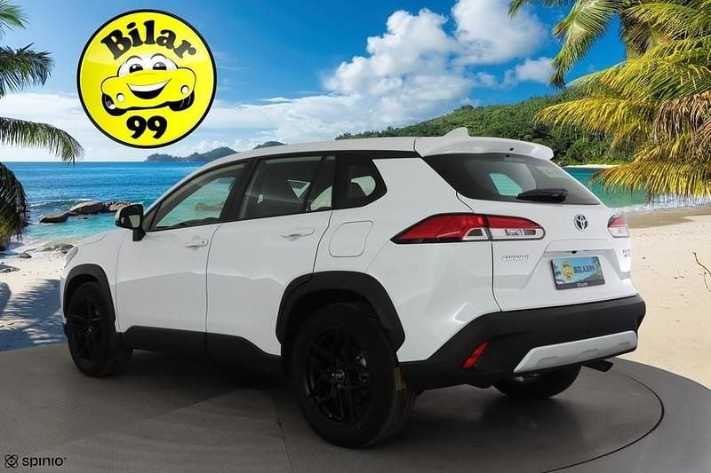 Käytetty Toyota Corolla Cross Active 197 HP (144 kW) 2024 Katumaasturi