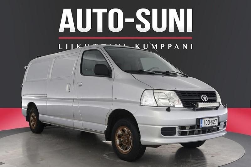 Käytetty Toyota HiAce 117 HP (86 kW) 2008 Hopea Van