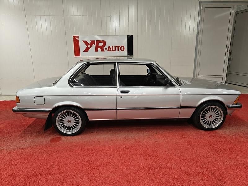 Käytetty BMW 315 75 HP (55 kW) 1984 Viistoperä