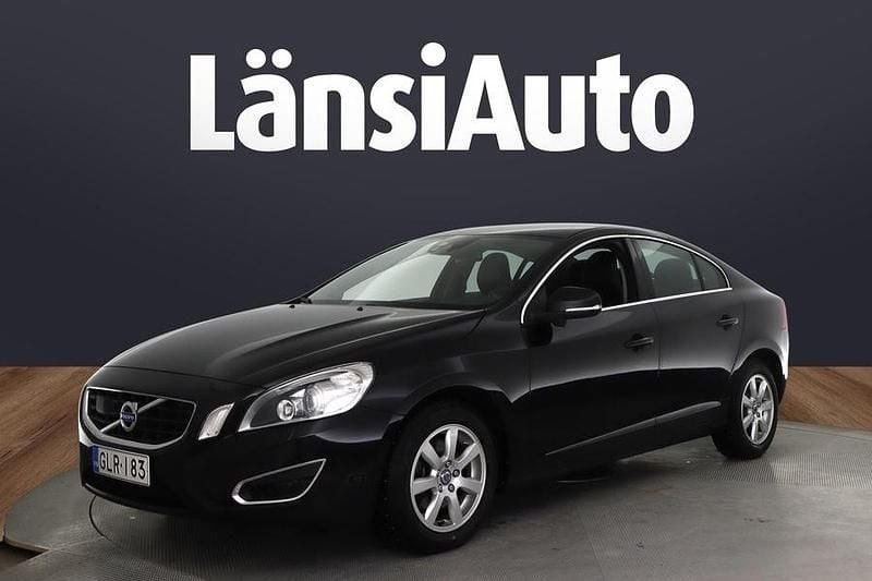 Käytetty 2011 Volvo S60 Summum Sedan | 16 750 € (Perustarjous) - Kuva 1/2
