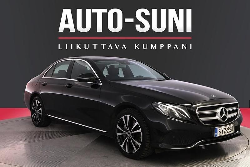 Musta Käytetty 2018 Mercedes E350 Business Sedan | 23 900 € (Perustarjous) - Kuva 1/3