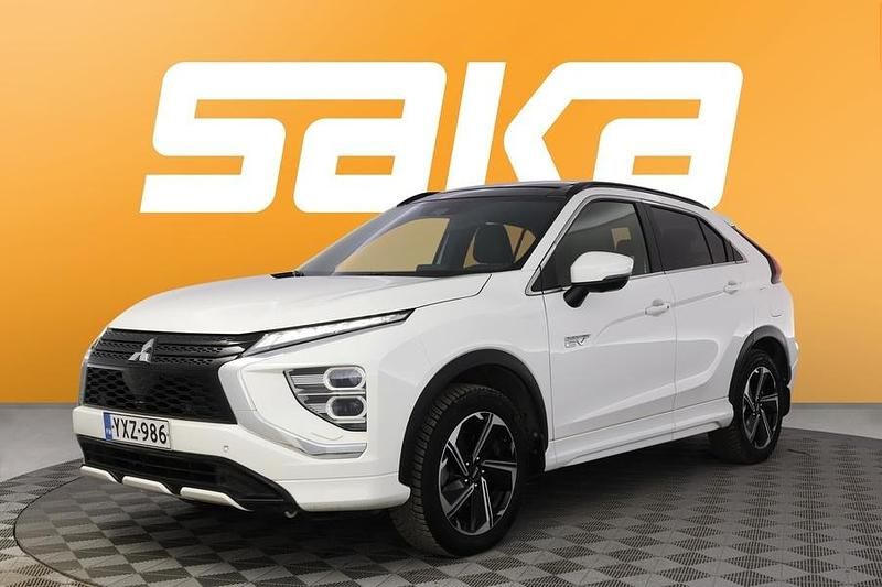 Käytetty Mitsubishi Eclipse Cross Intense 218 HP (160 kW) 2021 Katumaasturi