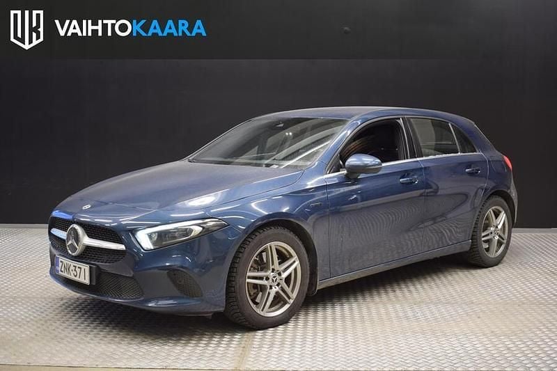 Käytetty Mercedes A250 Business 160 HP (117 kW) 2020 Viistoperä